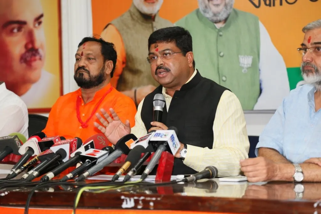 Dharmendra Pradhan Basant Panda