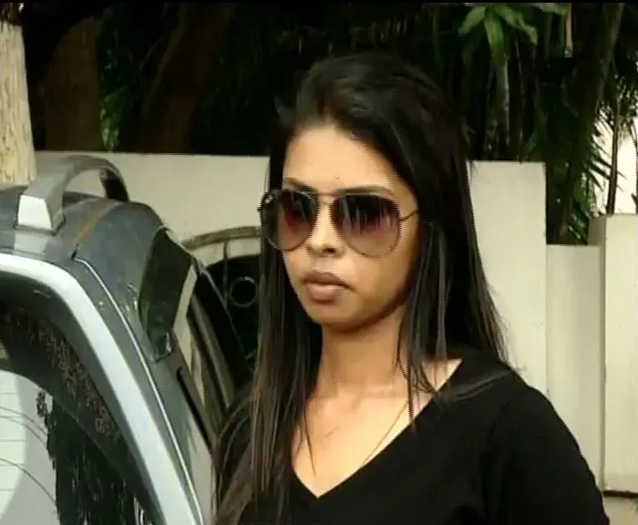 Sarmistha-Priyadarshini fine cut