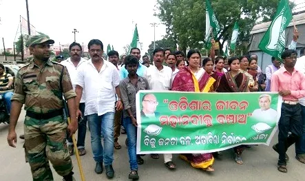 bargarh Mahanadi protest
