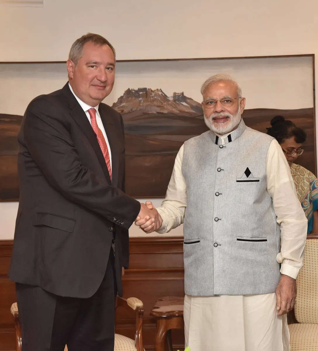 Pic. twitter.com/meaindia