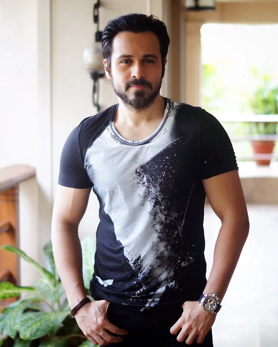 Pic. twitter.com/emraanhashmi