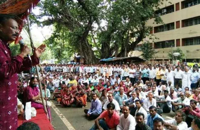 sambalpur-farmers-dharna