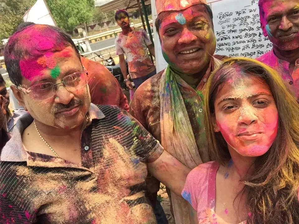 lulu-in-holi