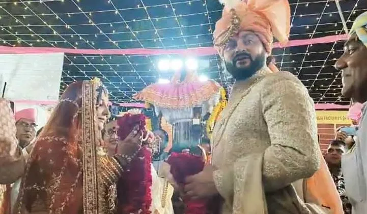 Anubhav Ties The Knot With Jagrati 