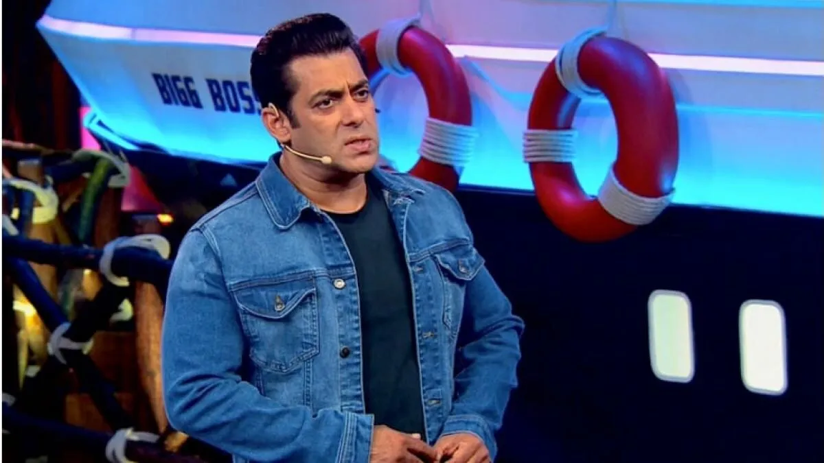 Bigg Boss 14: इस बार नहीं होंगे फिजिकल टास्क, कंटेस्टेंट्स का हर हफ्ते होगा कोरोना टेस्ट! - bigg boss 14 no double beds no physical tasks covid tests weekly for contestants tmov - AajTak