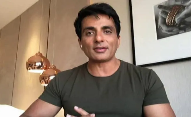 Sonu Sood To Gift E-Rickshaws To Those Who Lost Jobs During Pandemic