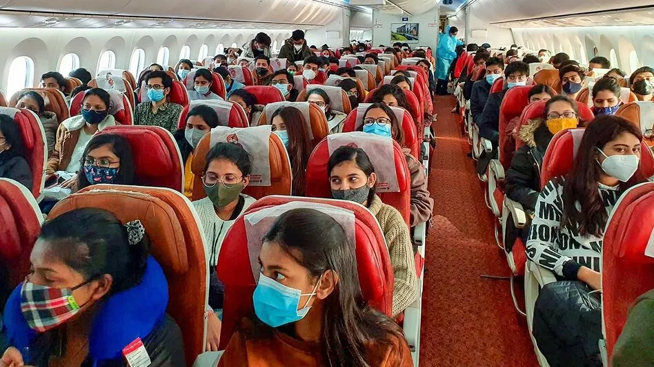 यूक्रेन से बड़ी संख्या में भारतीय छात्रों को निकाला गया (फाइल फोटोः पीटीआई)