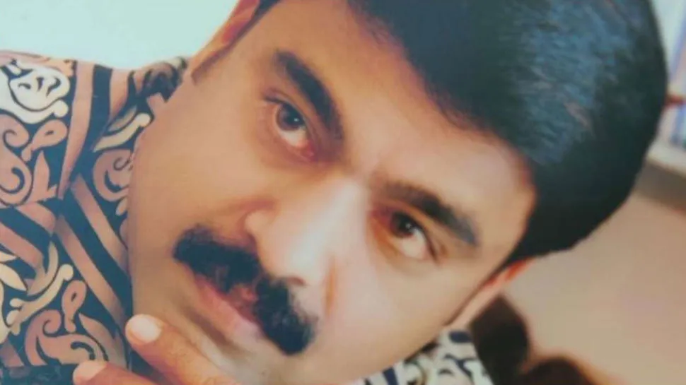 Malayalam actor Prabeesh Chakkalakkal collapses on set, dies at 44 | शूटिंग के दौरान मलयालम अभिनेता Prabeesh Chakkalakkal का निधन | Hindi News, रीजनल सिनेमा