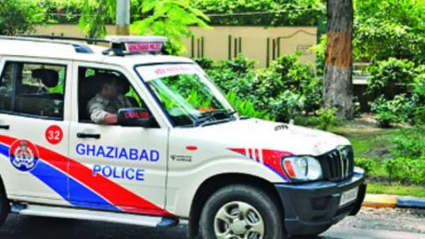 à¤ªà¥à¤°à¥à¤®à¥ à¤¨à¥ à¤ªà¥à¤²à¤¿à¤¸ à¤à¥ à¤¬à¤¤à¤¾à¤ à¤¸à¤à¥à¤à¤¾à¤