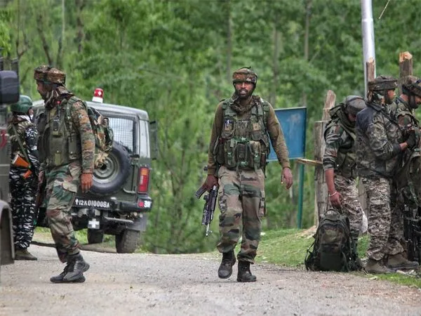 J&K Police bust Jaish-e-Mohammed module in Awantipora, 4 terrorist associates arrested; explosives recovered | India News