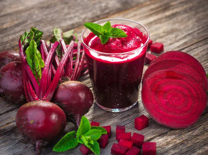suffering from thyroid problem eat carrot and beetroot - थाइरॉइड बढ़ा है तो  खाएं चुकंदर और गाजर - Navbharat Times Photogallery
