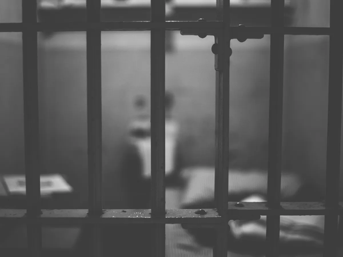 Mumbai: Woman throws chilli powder at cops to help son escape, arrested