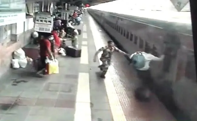 Alert Security Personnel Save Man From Being Crushed By Train In ...