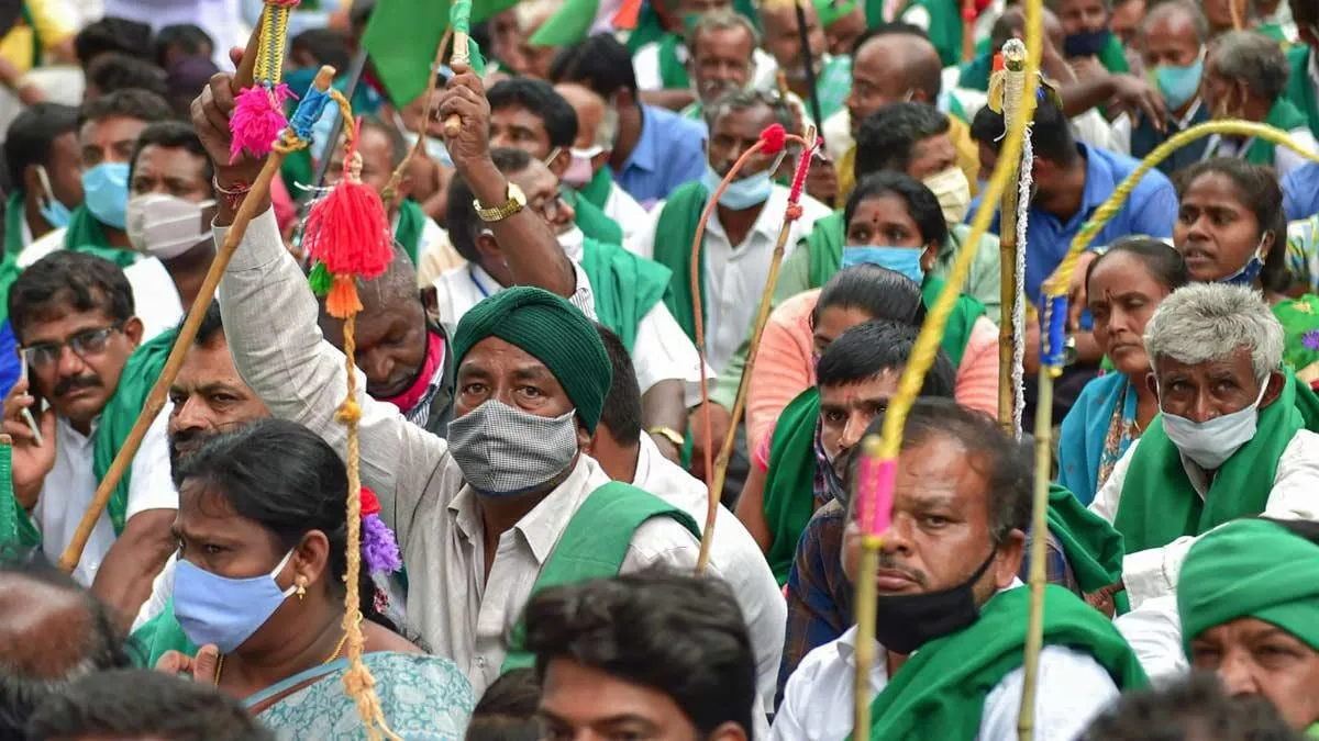 किसान संगठन ने कहा कि सरकार खुले मन से बातचीत के लिए बुलाए (पीटीआई) 