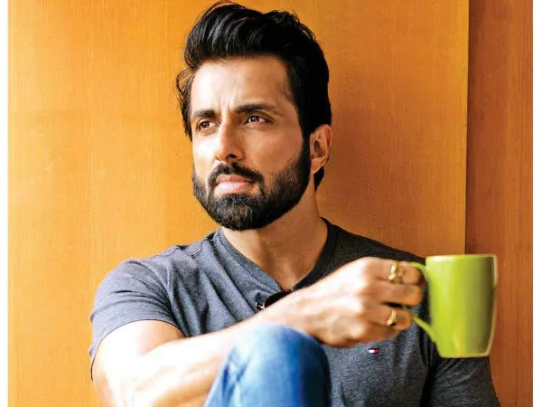 EXCLUSIVE: I Have No Interest In Joining Politics, Says Sonu Sood Silencing Rumours - Filmibeat