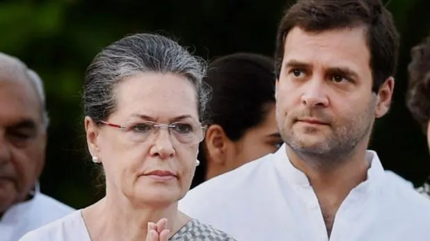 सोनिया गांधी और राहुल गांधी (फाइल फोटो-PTI)