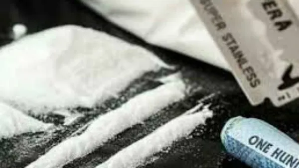 Rs 1 crore worth brown sugar seized in Odisha - Oneindia News