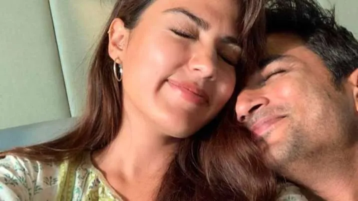 Rhea Chakraborty calls herself 'Don,' talks about controlling her boyfriend in viral video | Celebrities News – India TV