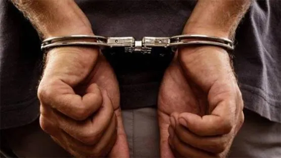 शारीरिक संबंध के दौरान युवक ने ब्लेड से काटा पत्नी का गला, मौत