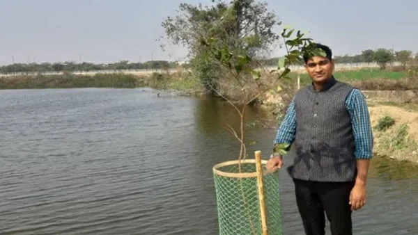 अब तक 30 अधिक तालाब कर चुके हैं साफ, मिल चुके हैं कई अवॉर्ड