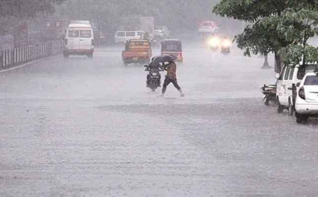 MeT Dept forecasts heavy rain in Odisha's 11 districts, issues ...