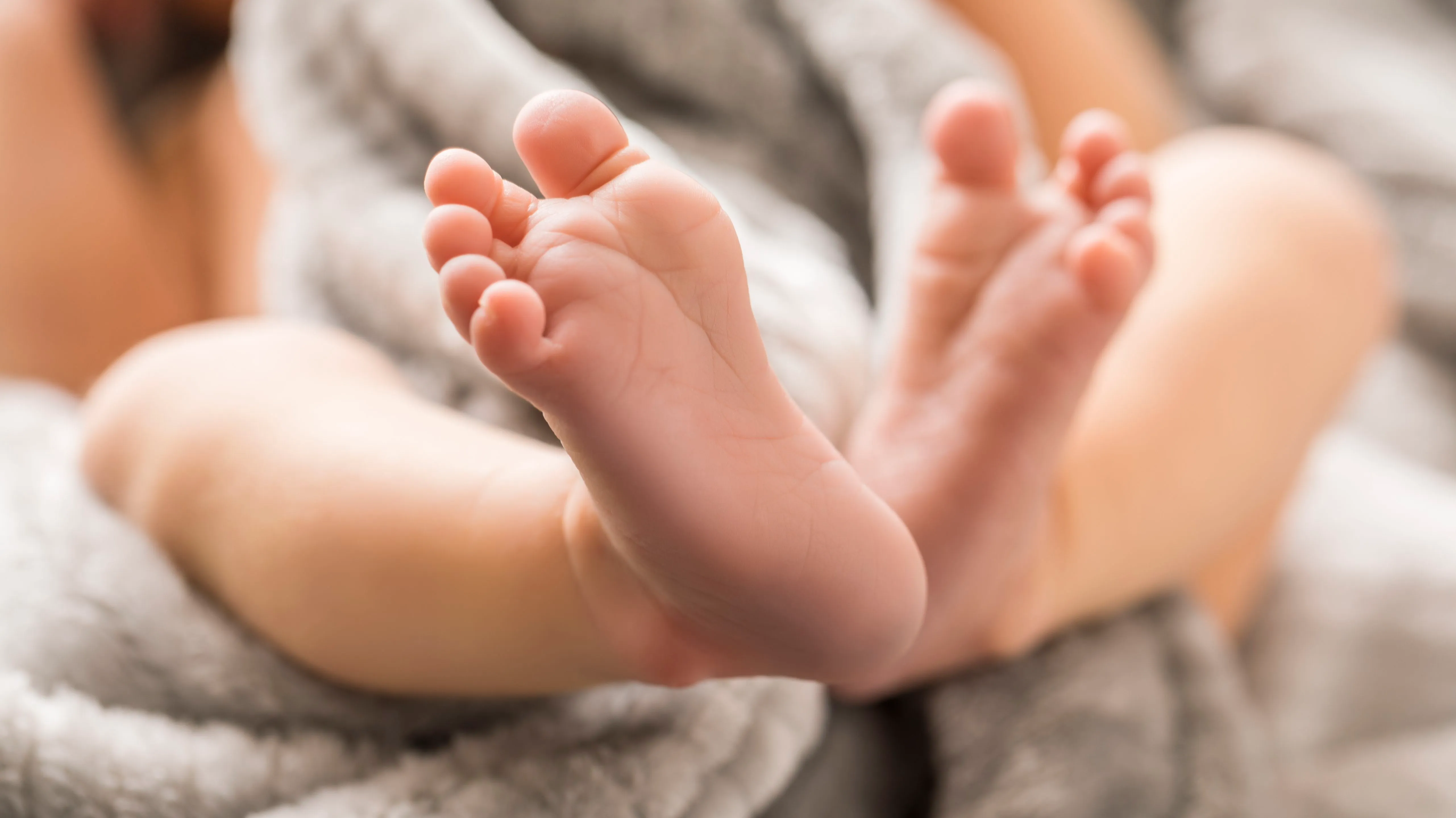 Tips for Taking Care of a Newborn's Fingers and Toes