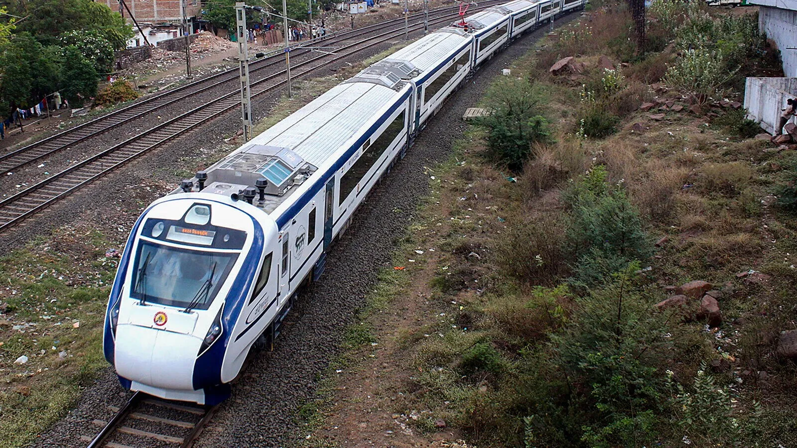 PM Modi to flag off Delhi-Jaipur-Ajmer Vande Bharat Express today; regular  service starting from 13 April | Mint