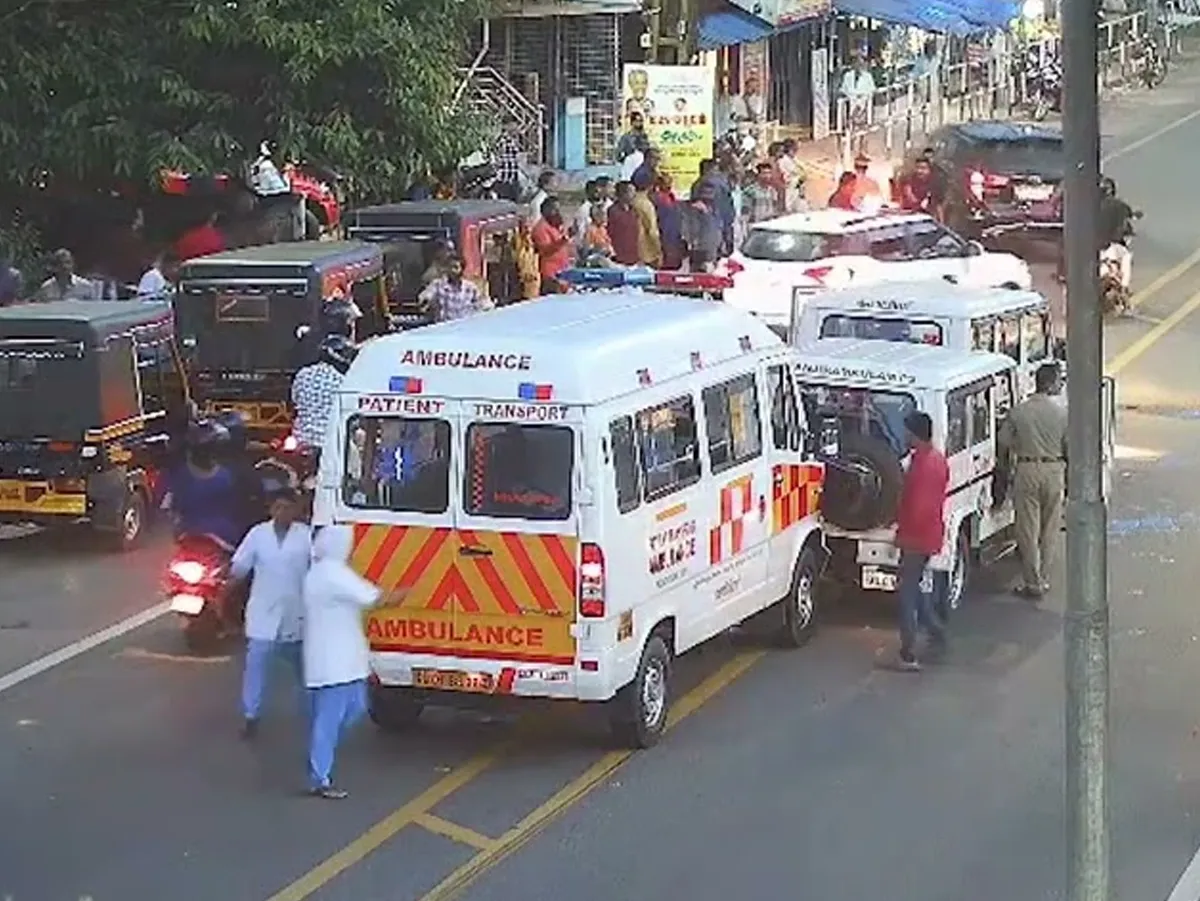 chief ministers convoy vehicles collied one by one-4