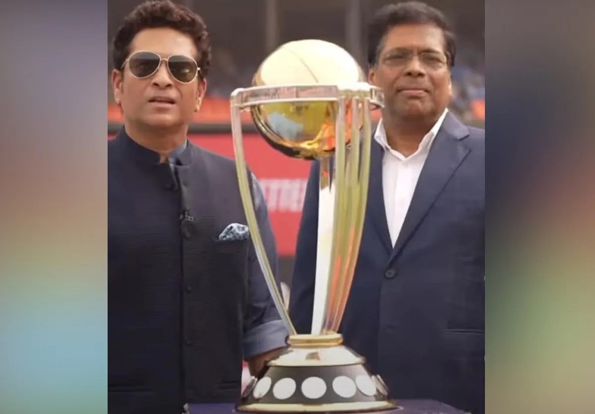 sachin with k madhavan