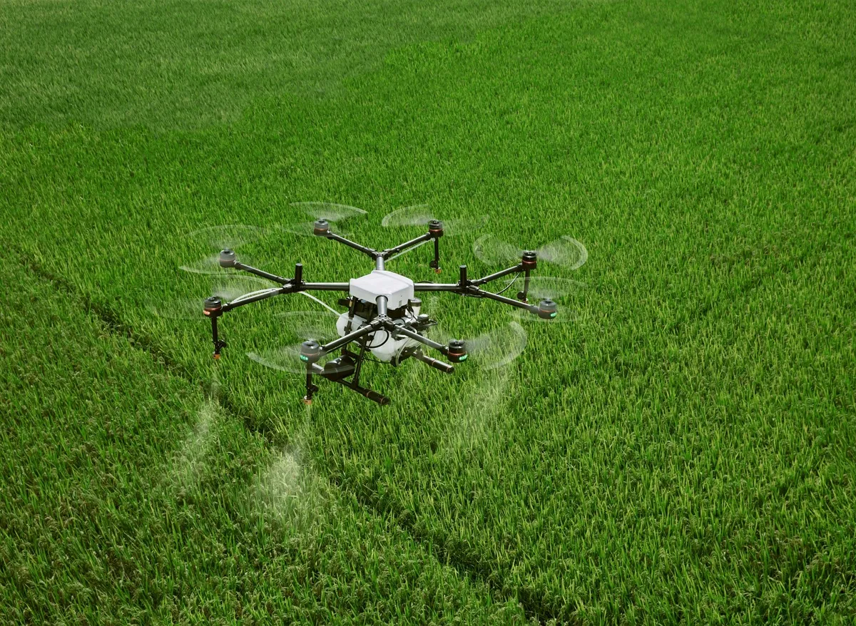 agricultural drone-2