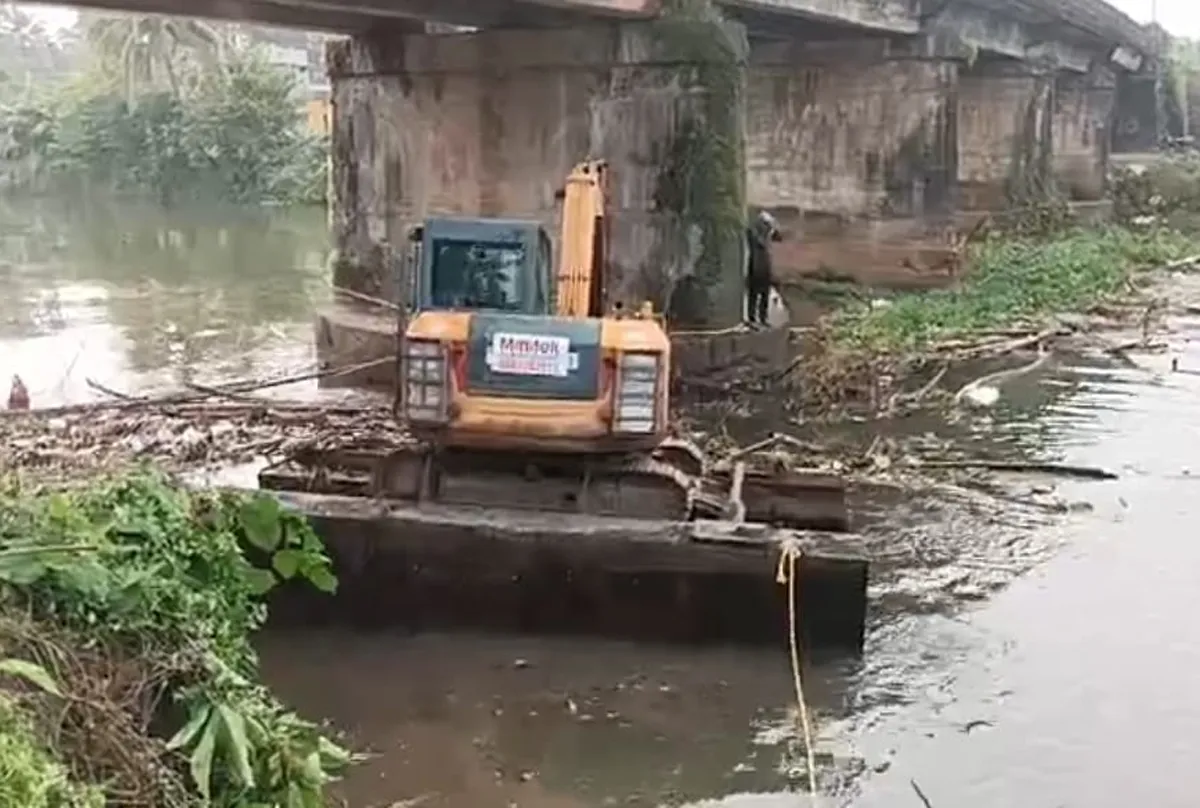 thazhathangadi bridge-2