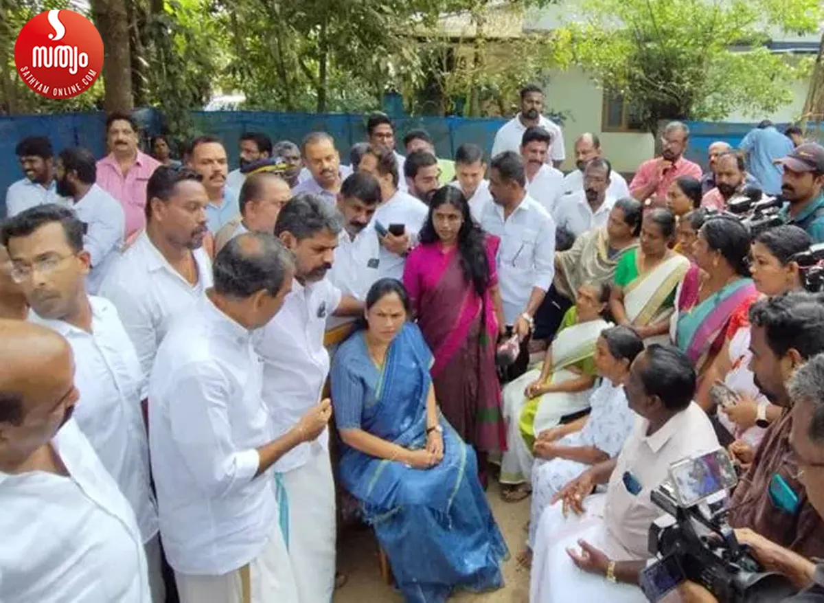 central minister sobha karanthalaje
