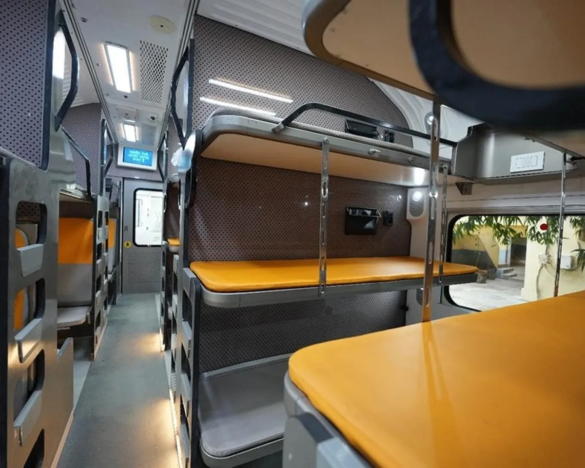 vande bharat sleeper train-2