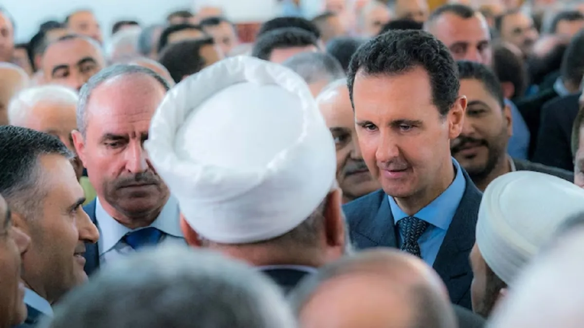 Syrian rebels seize control of Damascus palaces as Assad flees to Russia