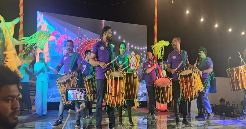 DHAVADEE  CHENDA
