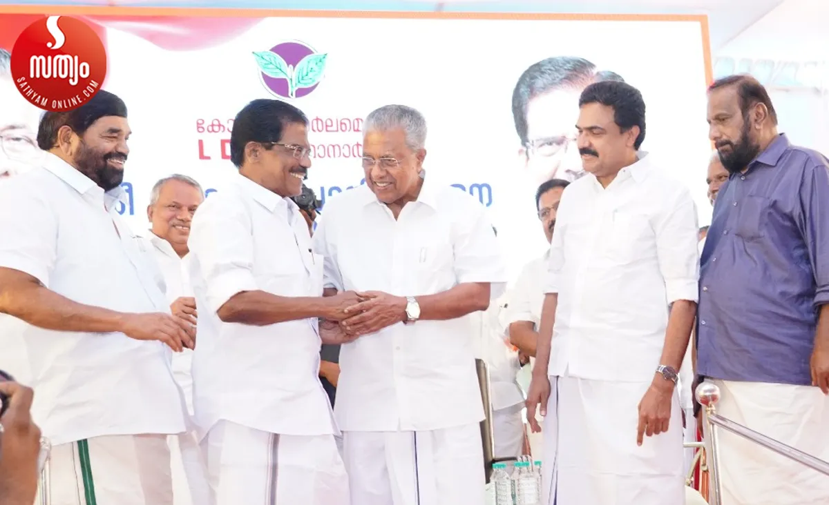 pinarai vijayan chazhikadan-3