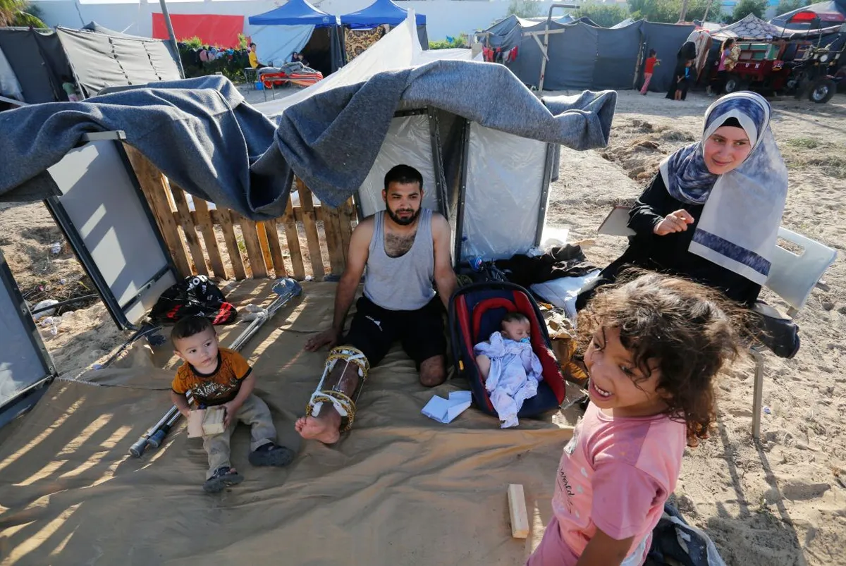tents in gaza-11
