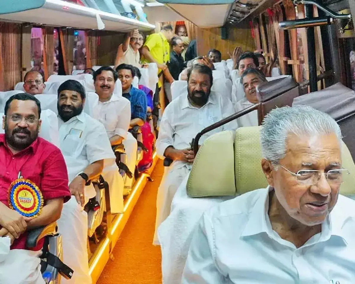 navakerala bus
