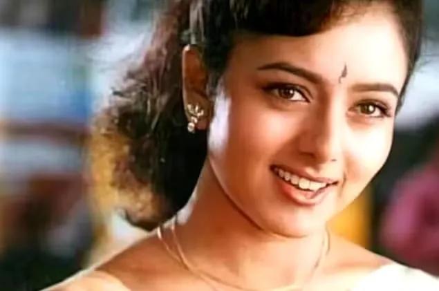 soundarya zUntitled.jpg