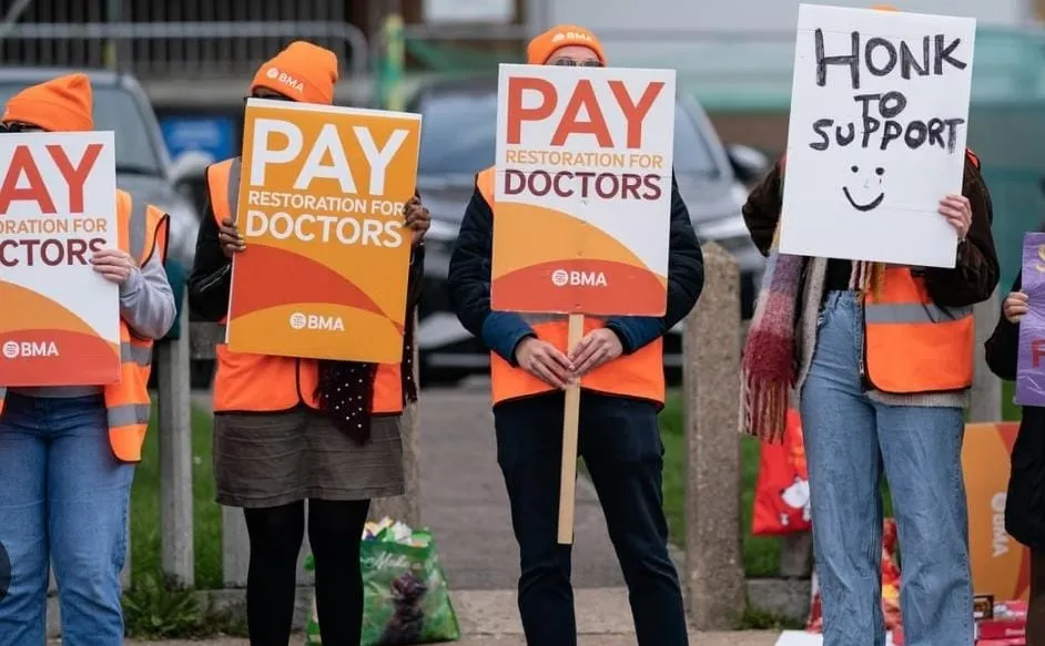 uk nhs3.jpg
