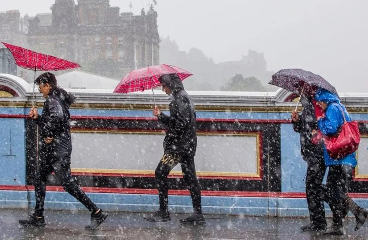 heavy rain in uk-4