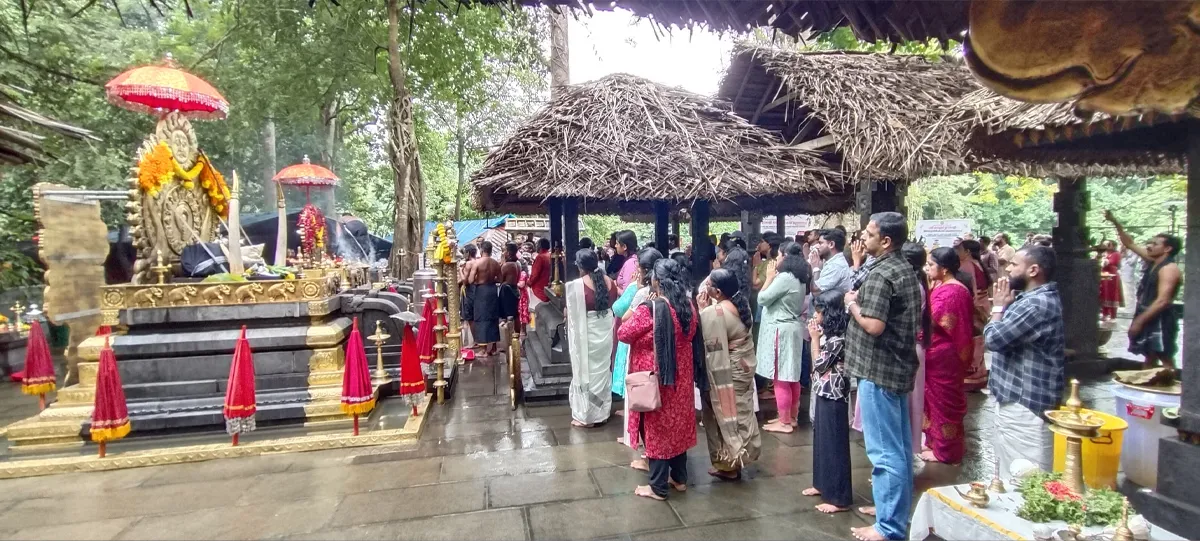 konni kalleli moopan kavu vijayadashami