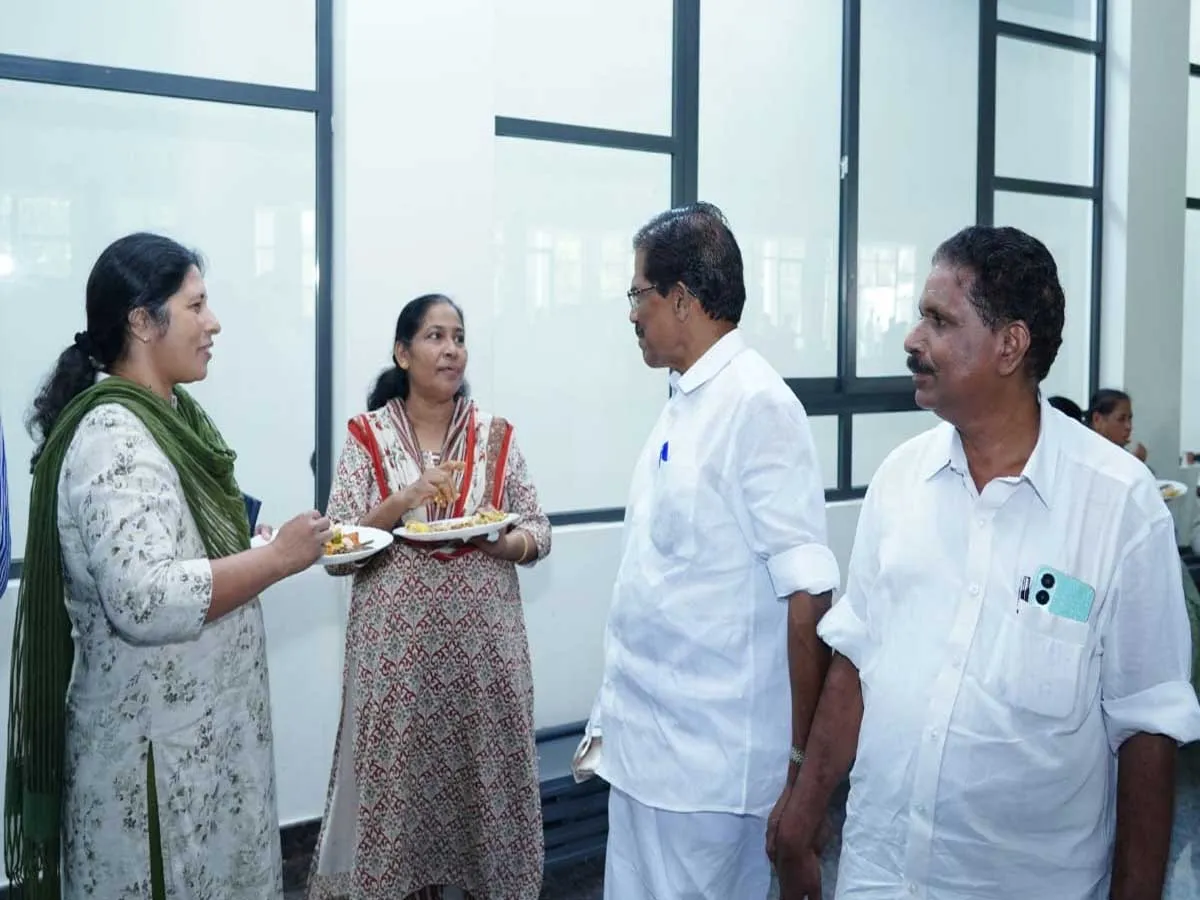 chazhikkanadn uttunercha1.jpg