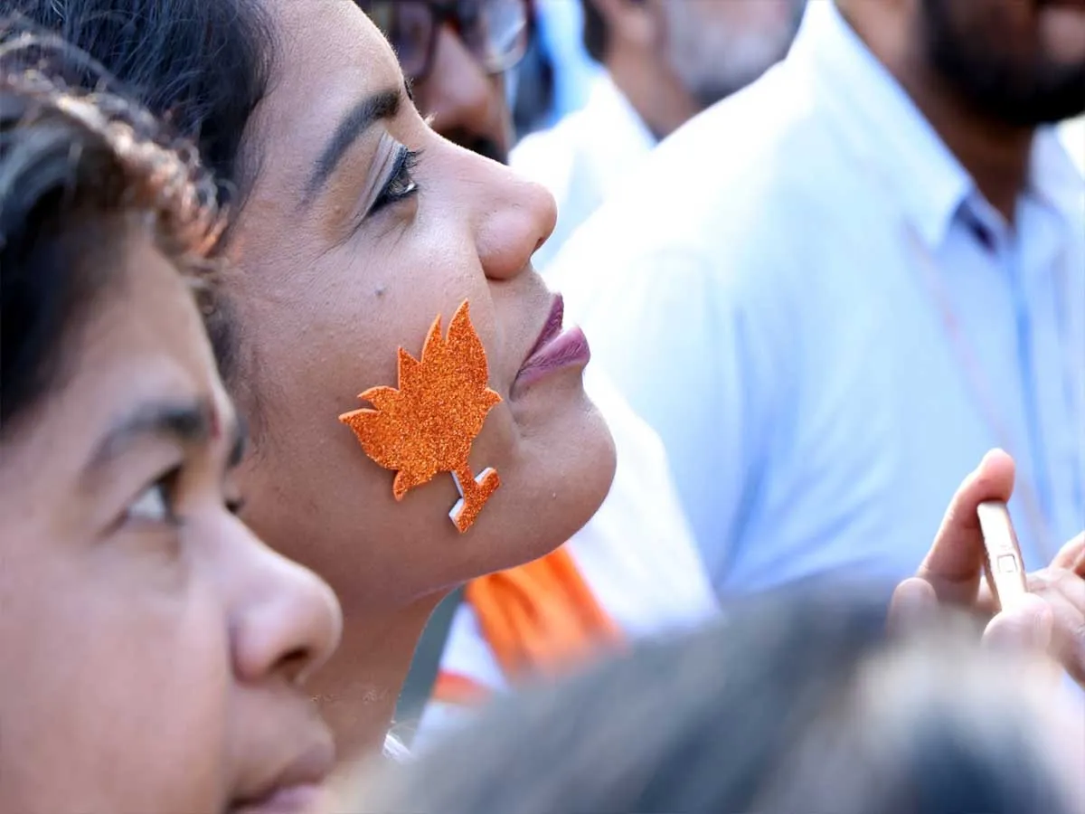 VAHANA PARYADANAM RAJEEV.jpg