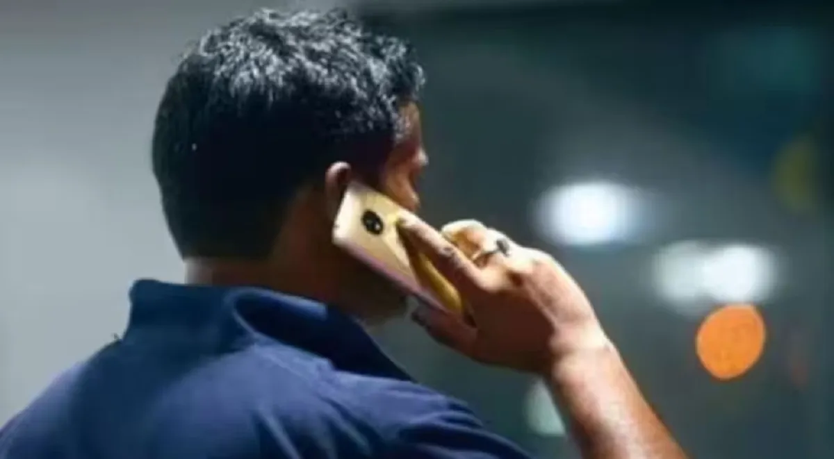 phone call untitilees.jpg