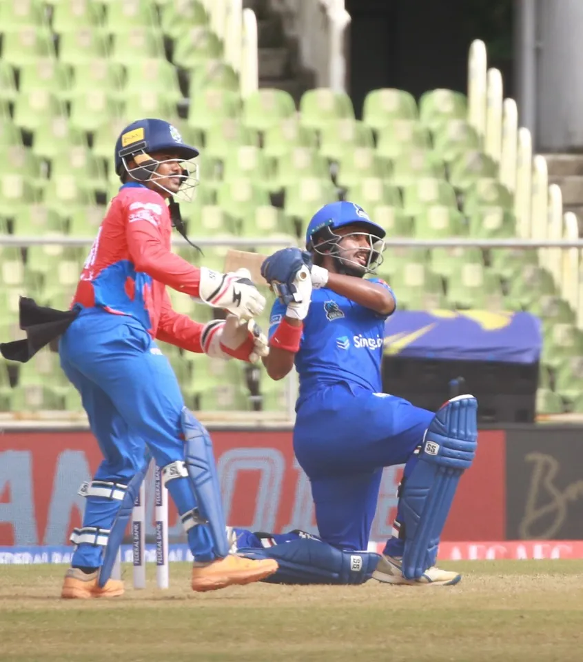 1kcl  kochi blue tigers vs aries kollam sailors