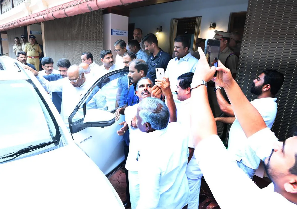 mallikarjun kharge kottackal-2