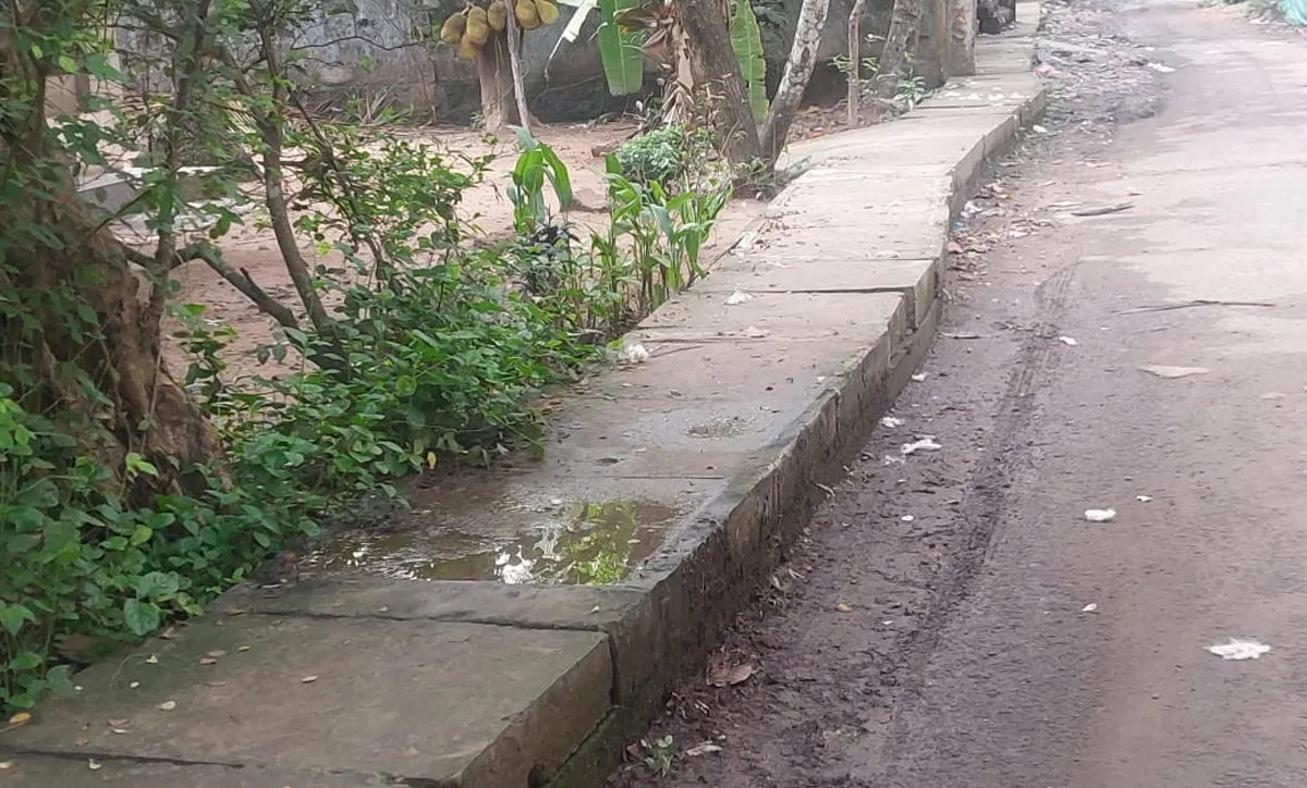 ezhuvathuruthi road