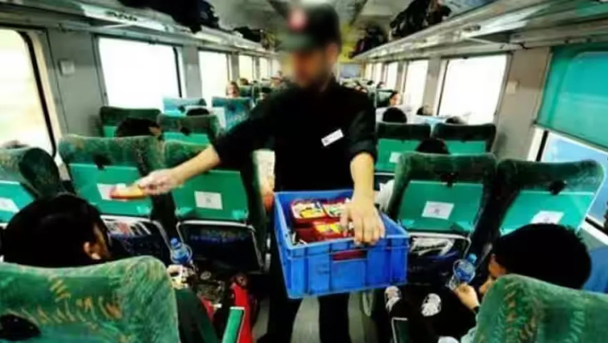 venders in train