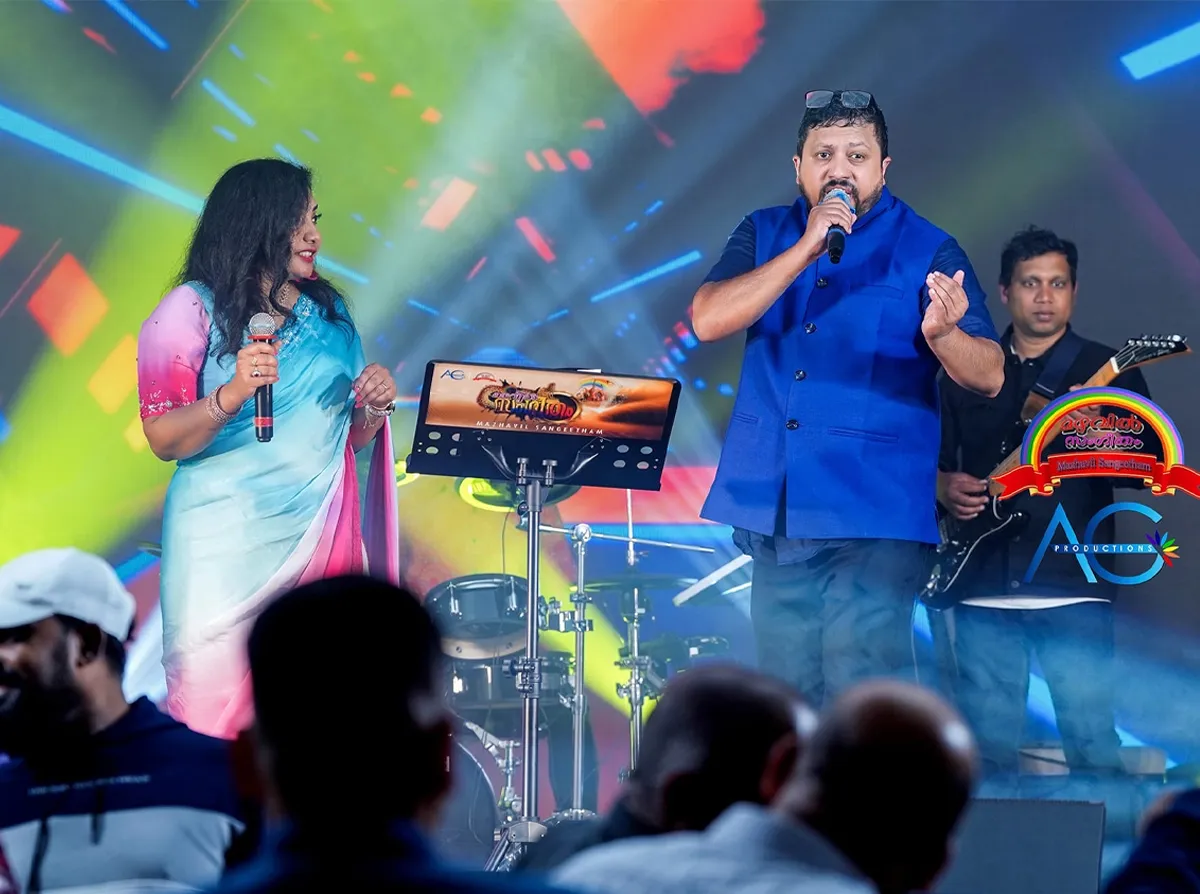 mazhavil sangeetha vedi-6